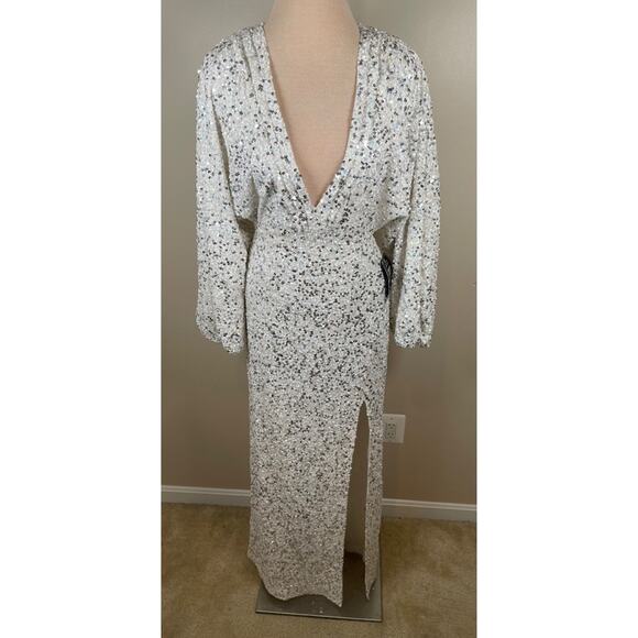 RETROFETE Camille Sequin Embellished Long Sleeve Deep V Maxi Dress Size Small - Picture 7 of 14